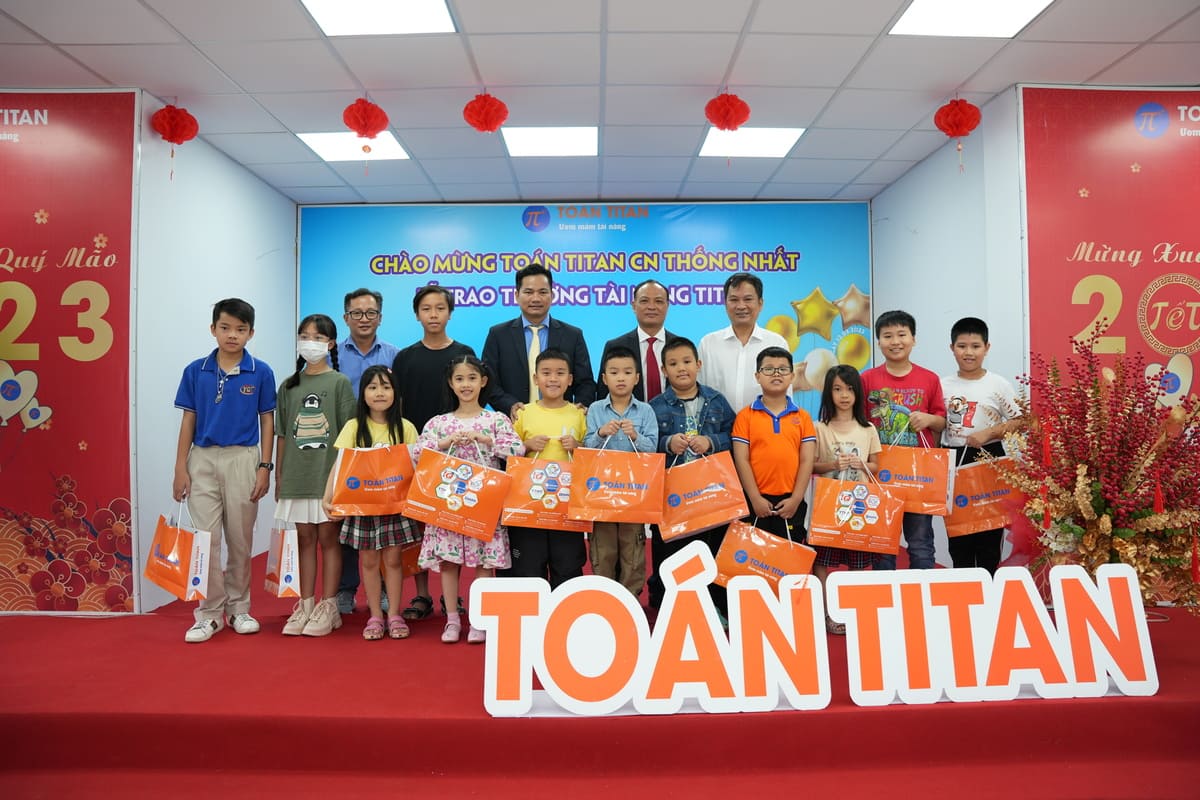 trao giải thưởng tài năng titan